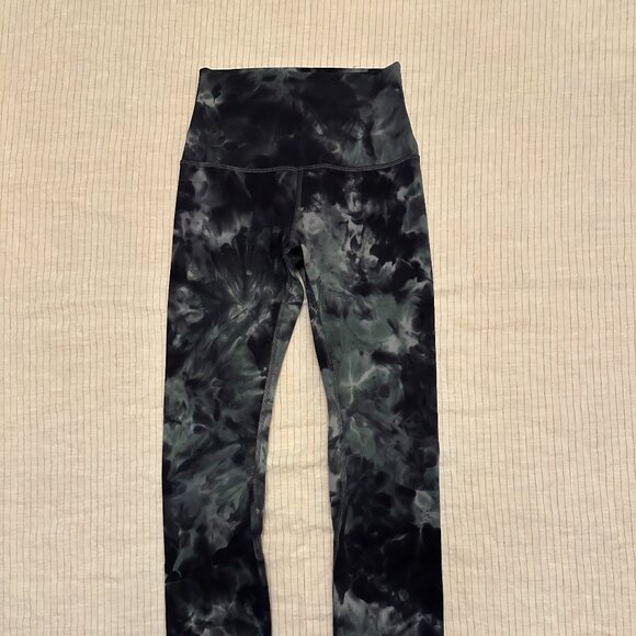 Lululemon Align Leggings 28" size 2 - Picture 2 of 3